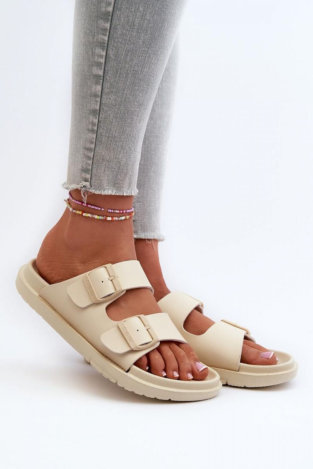 Flip-flops model 197418